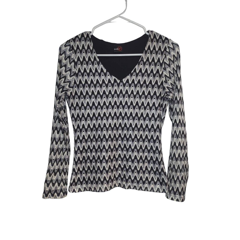 StudioY Women's Shirt Size Small